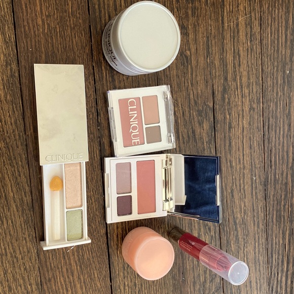 Clinique collection never used - Picture 2 of 11